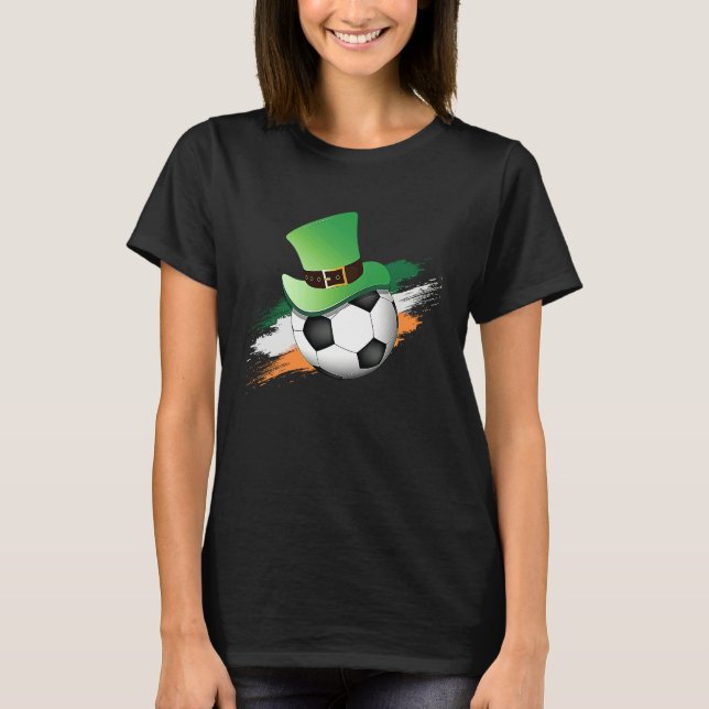 T-shirt St Patrick's Day Lucky Soccer Ball (Devant)