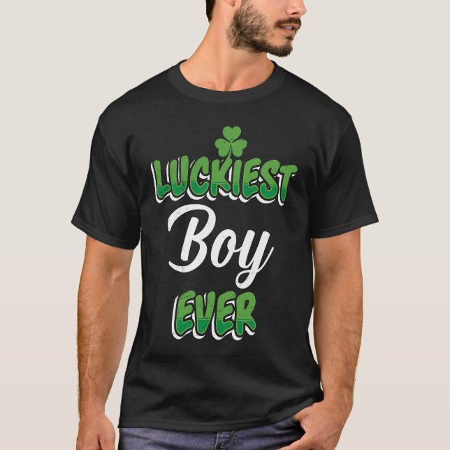 T-shirt St Patrick's Day saying Luckiest Boy ever (Devant)