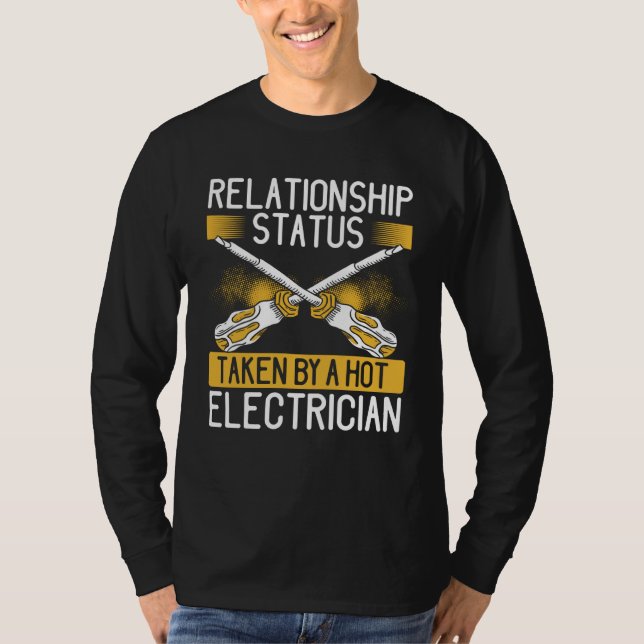 T-shirt Statut de relation d'impression arrière pris par u (Devant)