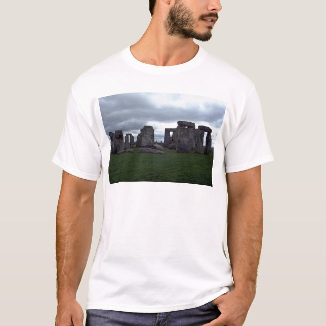 T-shirt Stonehenge, formation de roche de l'Angleterre (Devant)