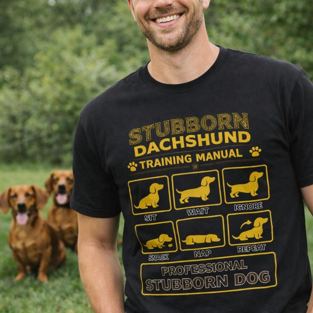 T-shirt Stubborn Dachshund Training Manual Retro Dog Art (Créateur téléchargé)