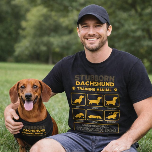 T-shirt Stubborn Dachshund Training Manual Retro Dog Art (Créateur téléchargé)