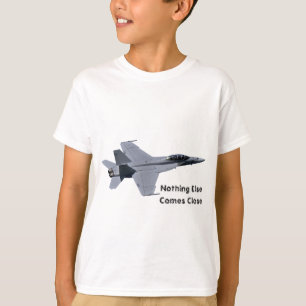 T-shirt superbe de l'avion de chasse F-18 de