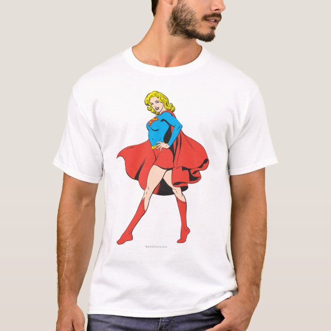 T-shirt Supergirl frappe une pose (Devant)