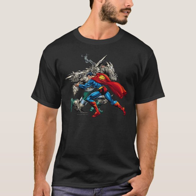 T-shirt Superman combat l'ennemi (Devant)