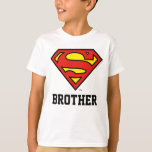 T-shirt Superman| Super Frère<br><div class="desc">Ne manquez pas de vous démarquer de la foule avec ce super super T-shirt Super Brother personnalisé de DC Comics! Personnalisez en ajoutant votre propre texte personnalisé.</div>