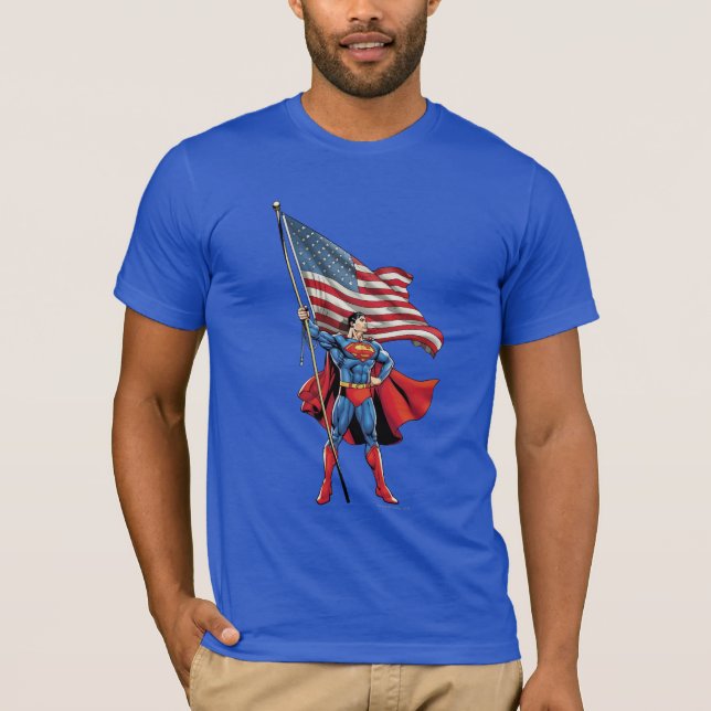 T-shirt Superman tenant le drapeau américain (Devant)