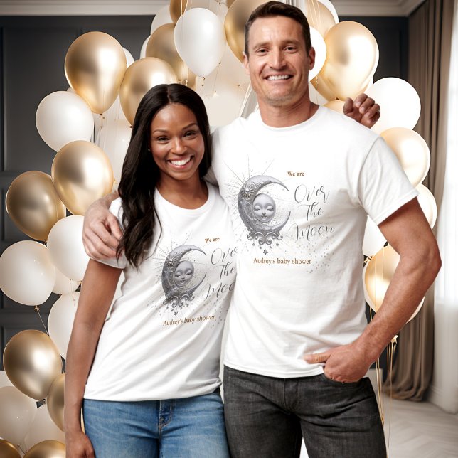 T-shirt Sur la lune Baby shower neutre du genre (Over The Moon Gender Neutral Baby Shower T-Shirt)