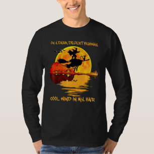 T-shirt Sur Un Cool De La Route Du Désert Sombre Vent Dans
