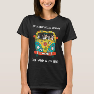 T-shirt Sur une route désertique sombre Vent frais dans me