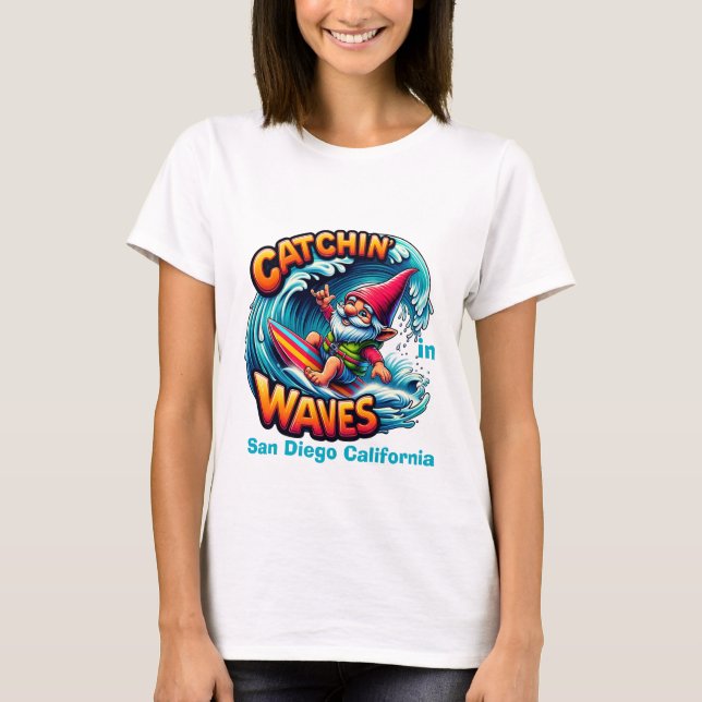 T-shirt Surf Gnome Catching Waves À San Diego (Devant)