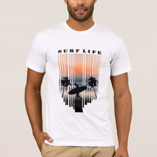 T-shirt Surfer Marchant Sur La Plage Au Coucher Du Soleil