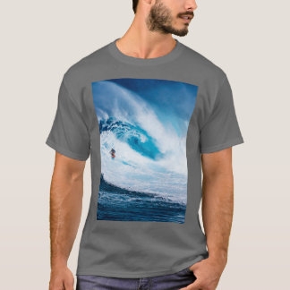 T-shirt Surfer sur des vagues extrêmes