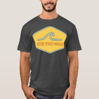 T-shirt surfer sur la vague