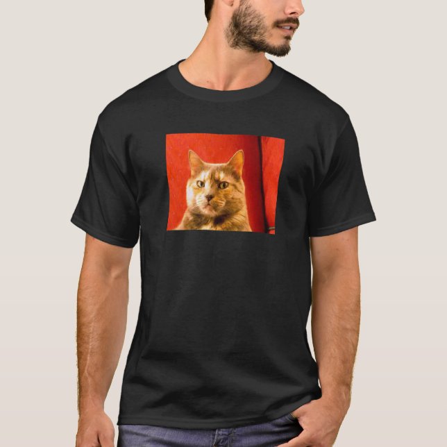 T-shirt Suspicious Cat Meme (Devant)