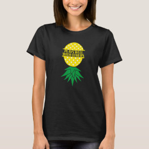 T-shirt Swingers Joue Bien Avec D'Autres À L'Extérieur Du
