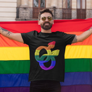 T-shirt Symboles de la Fierté de couple masculin Arc-en-ci