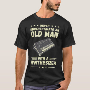 T-shirt Synthétiseur Ne sous-estimez jamais un homme modul