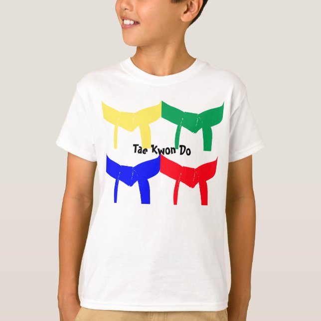 T-shirt T-Chemise-Enfants de ceintures colorées d'arts (Devant)