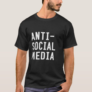 T-shirt T Shirt sur les médias sociaux