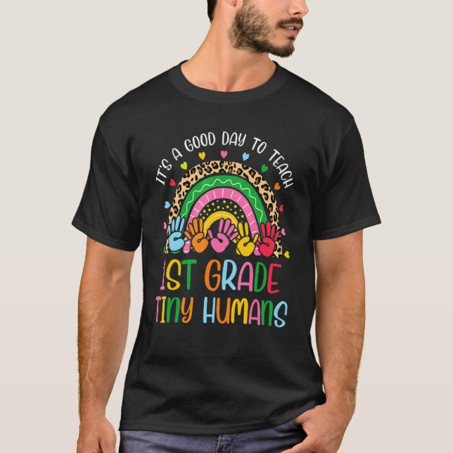 T-shirt Teacher Of Tiny Humans Leopard Rainbow Students Fi (Devant)
