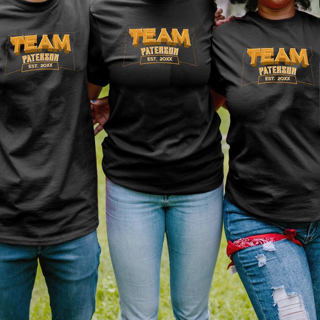 T-shirt Team Yellow Sports Family Crew Custom Name Black (Créateur téléchargé)
