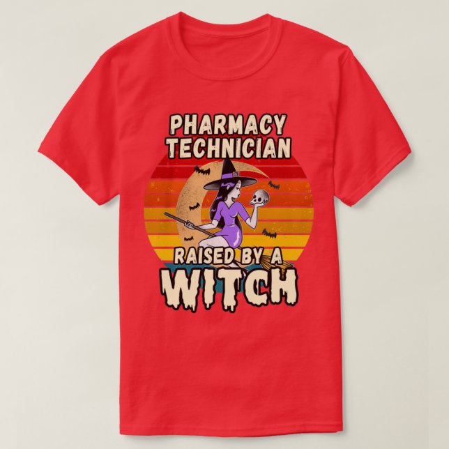 T-SHIRT TECHNICIEN DE PHARMACIE SOULEVÉ PAR UN HALLOWEEN D (Design devant)