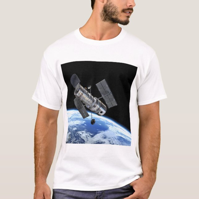 T-shirt Télescope spatial Hubble en orbite terrestre Photo (Devant)