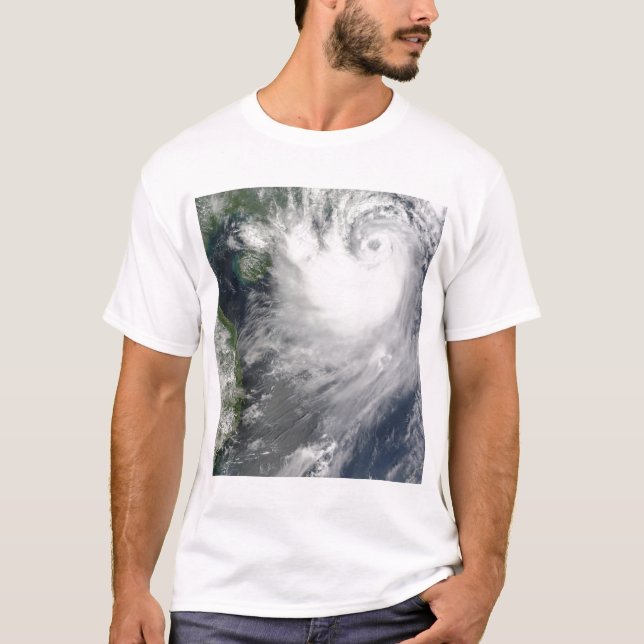T-shirt Tempête tropicale Koppu près d'un point d'atterris (Devant)