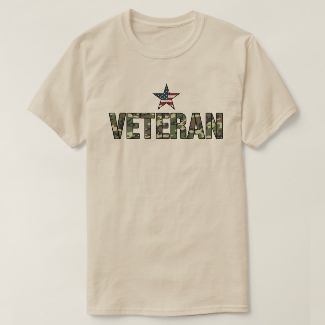 T-shirt Texte camouflage de vétéran américain  (Design devant)