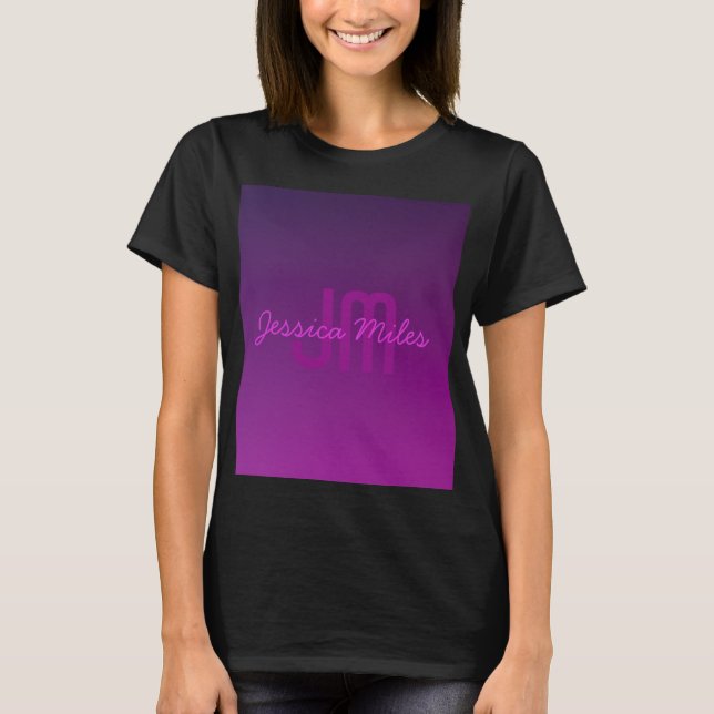 T-shirt Texte monogramme modifiable moderne & Ombre violet (Devant)