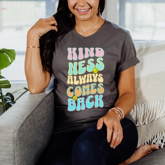 T-shirt Texte ondulé de bonté Citation esthétique tendance (Créateur téléchargé)