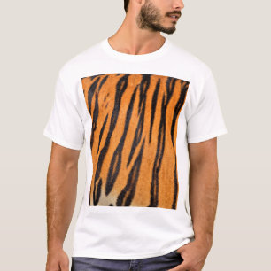 T-shirt Texture réaliste de la peau du tigre.