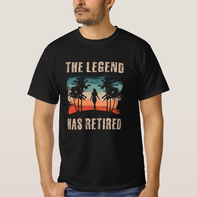 T-shirt The legend has retired (Devant)