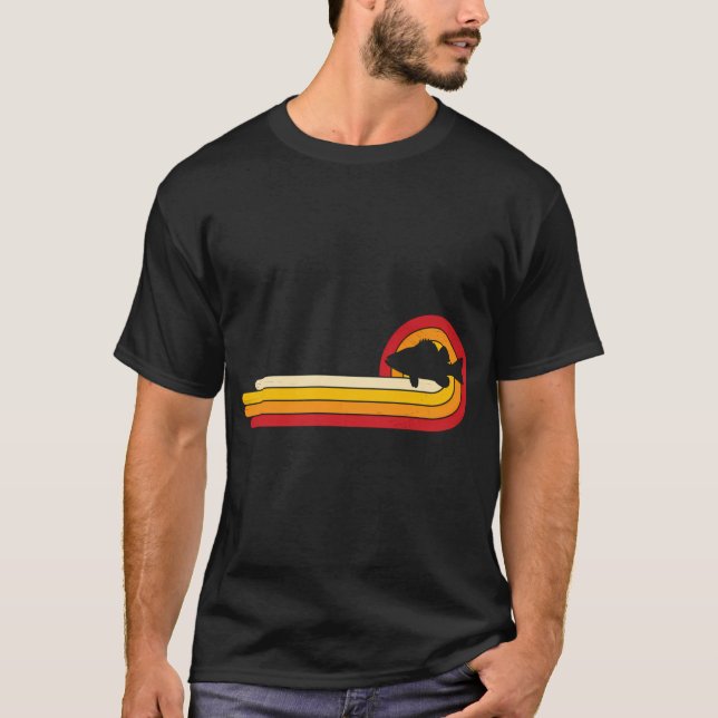 T-shirt Thérapie de pêche – un lancer de plus (Devant)
