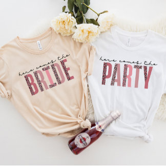 T-shirt TIA Bridal Party Tee, voici le parti