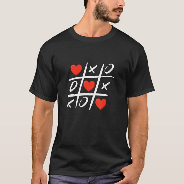T-shirt Tic Tac Toe Hearts Amour gagne la Saint Valentin (Devant)