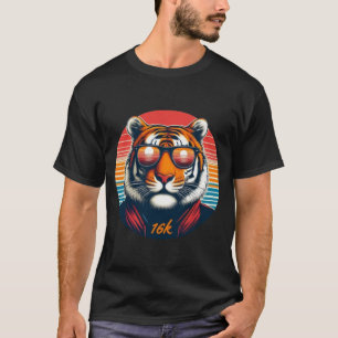 T-shirt Tigre Stylé - Look Rétro avec Lunettes de
