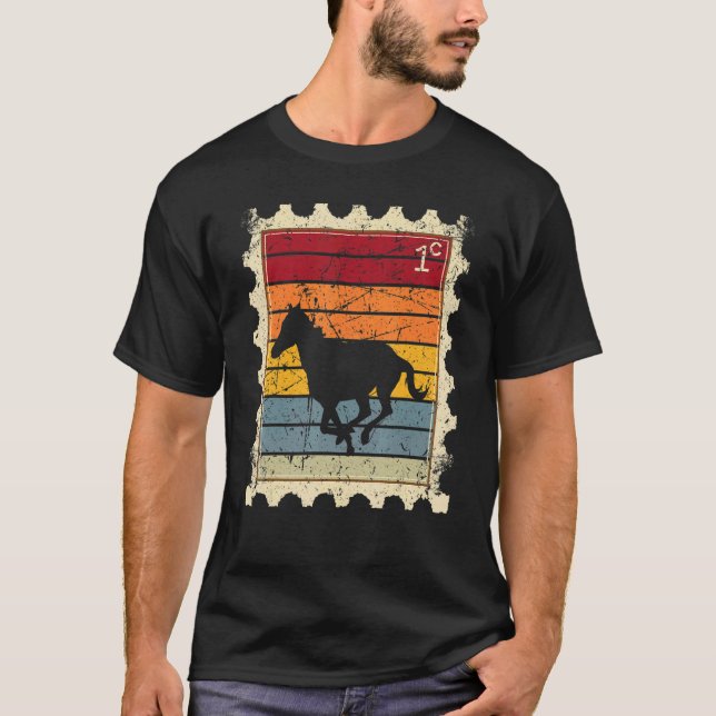T-shirt Timbre-poste avec un cheval courant au coucher du  (Devant)