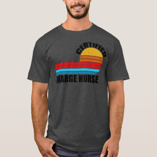 T-shirt Titre vintage du poste d'infirmière responsable ce