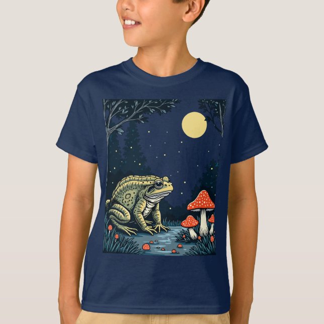 T-shirt Toad Foraging Toadstools In A Moonlit Woodland  (Devant)