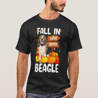 T-shirt Tomber Amoureux Avec Un Chien Beagle Sur Pumkin Ha