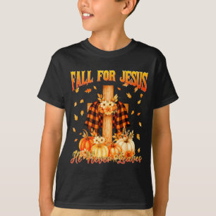 T-shirt Tombez amoureux de Jésus, il ne quitte jamais l'au