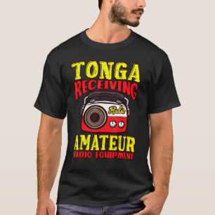 T-shirt Tonga recevant un équipement de radio amateur Homm