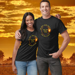 T-shirt Total Éclipse solaire 2019 Chili Amérique du Sud<br><div class="desc">Préparez-vous pour la Grande éclipse solaire totale sud-américaine qui aura lieu le 2 juillet 2019. Ce t-shirt cool est la façon idéale de commémorer cet événement historique et peut être customisé avec une ville, un pays ou votre propre texte personnalisé. Modifiez facilement le texte supérieur et inférieur. Le design présente...</div>