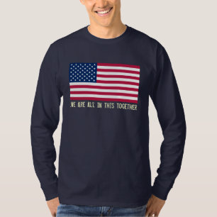 T-shirt Tous dans cette longue douille T de drapeau