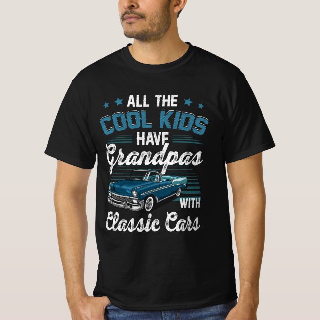 T-shirt Tous Les Enfants Cool Ont Grand-Père Avec Voiture  (Devant)