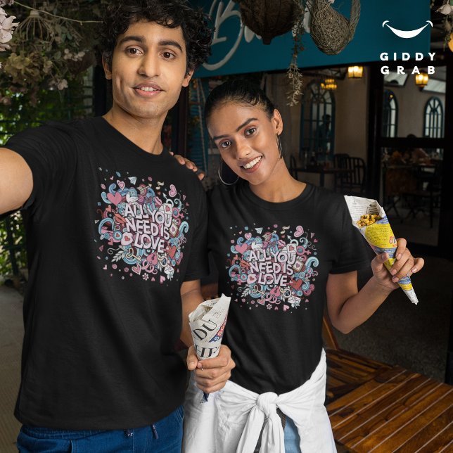 T-shirt Tout ce dont vous avez besoin est amour Retro Typo (Créateur téléchargé)