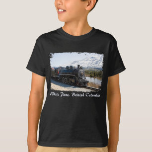 T-shirt Train blanc de passage dans la chemise de l'enfant