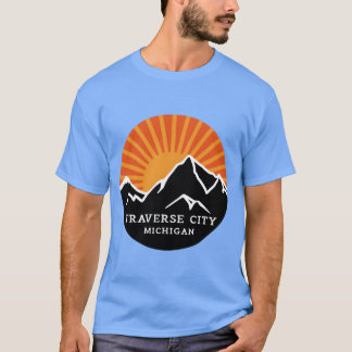 T-shirt Traverse City Michigan Rétro Montagnes Coucher de